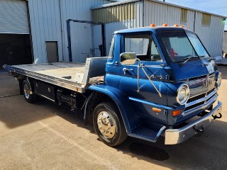 Right front 1970 Dodge L600